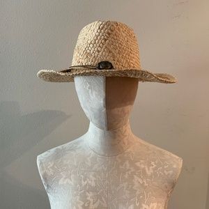 Straw Sun Hat with Bronze Flower O/S